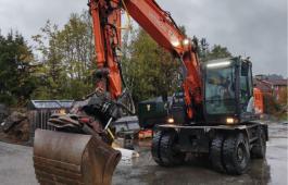 Hitachi ZX 140W-6